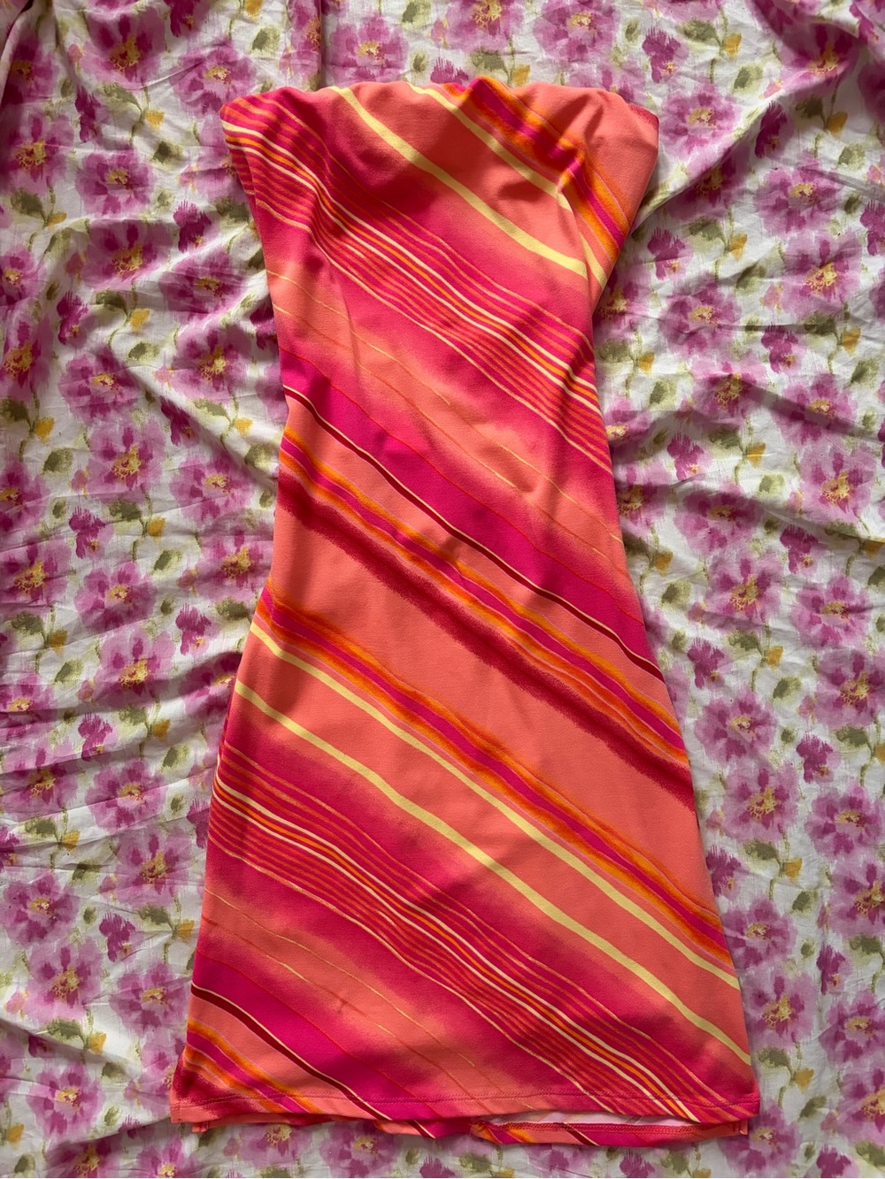 2000s Charlotte Russe Strapless Pink and Orange Diagonal Stripe Dress